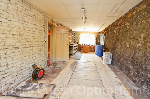 LE CHESNAY - MAISON 115 M² HABITABLES - 126 M² UTILES - 169 M² AU SOL - A RENOVER - TERRAIN 454 M²