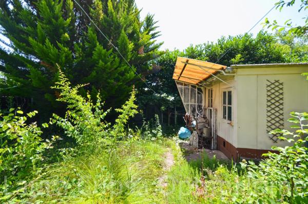 LE CHESNAY - MAISON 115 M² HABITABLES - 126 M² UTILES - 169 M² AU SOL - A RENOVER - TERRAIN 454 M²