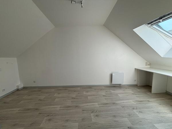 À vendre : maison divisée en 2 logements - quartier Belle-Beille à Angers