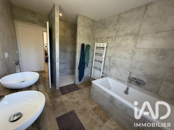 Maison à vendre 5 pièces 117,76 m² Loriol-sur-Drôme
