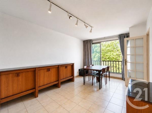 Appartement T4 à vendre  4 pièces - 66,70 m 2   MARSEILLE  - 13012