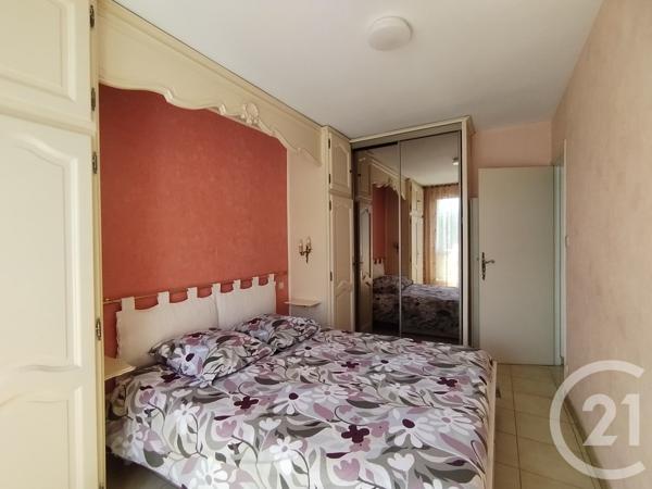 Appartement T4 à vendre  4 pièces - 66,70 m 2   MARSEILLE  - 13012