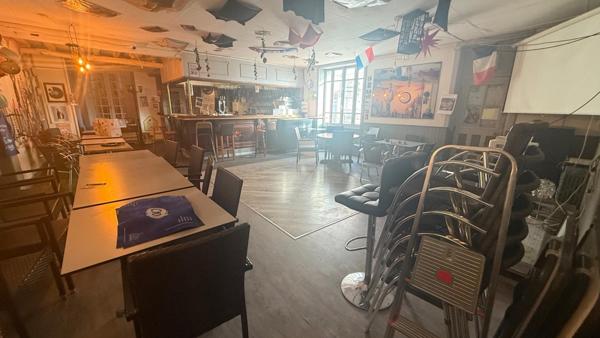 Bar convivial, Jeux ,divertissements, concerts !,