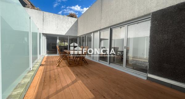 Location Appartement meublé 5 pièces 120.15 m² - Chatou 78400