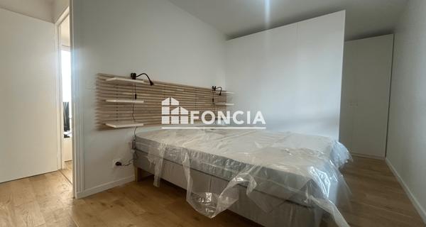 Location Appartement meublé 5 pièces 120.15 m² - Chatou 78400