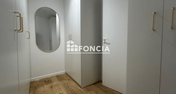 Location Appartement meublé 5 pièces 120.15 m² - Chatou 78400
