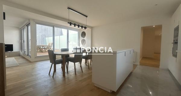 Location Appartement meublé 5 pièces 120.15 m² - Chatou 78400