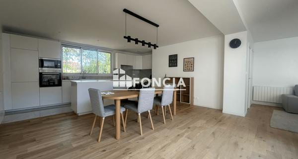 Location Appartement meublé 5 pièces 120.15 m² - Chatou 78400
