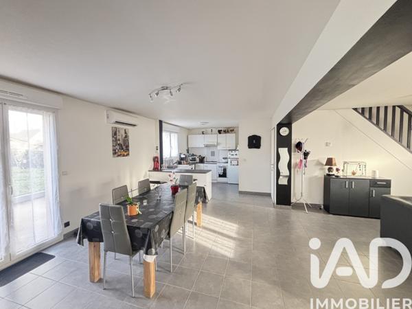 Maison à vendre 5 pièces 109 m² Châteaugiron