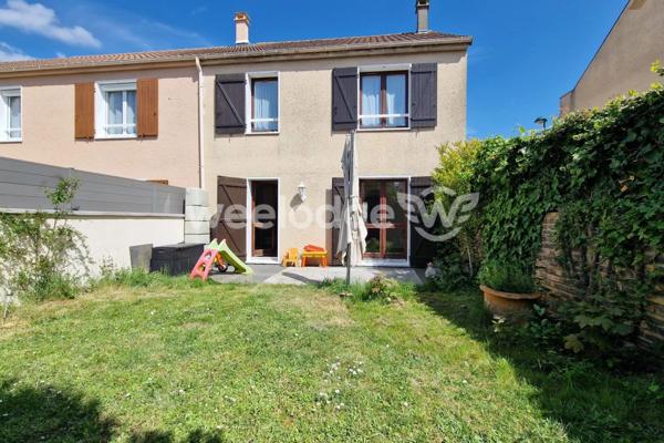 Maison à vendre 5 pièces de 93 m² à Plaisir