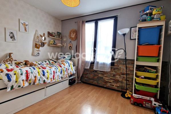 Maison à vendre 5 pièces de 93 m² à Plaisir