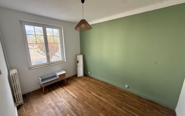 Appartement à louer    2 pièces • 59 m2 Laon