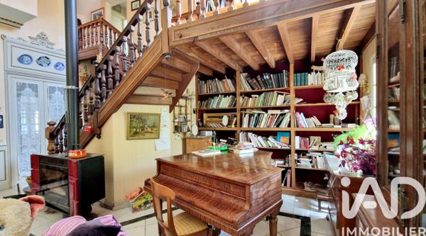 Maison à vendre 9 pièces 220 m² Louverné