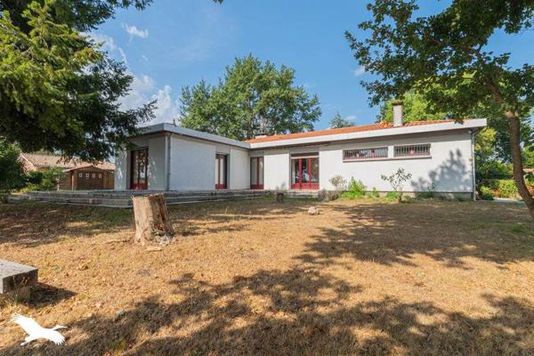 Maison 314 160 € Sadirac 6 p 165 m² DPE C