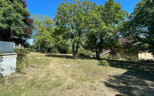 Terrain à vendre    Vasselin