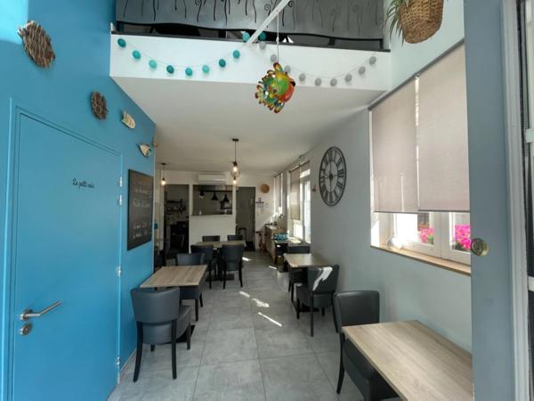 Commerces & Entreprises/ Rare Cession de droit au bail/ fonds de commerce. Café/Restaurant/Traiteur