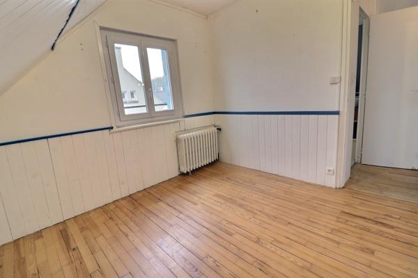 Landerneau (29800) A VENDRE MAISON DE TYPE 5 SUR TERRAIN DE 430 m2