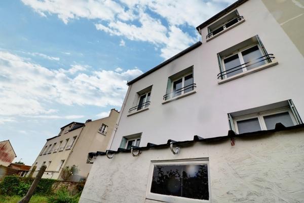 Landerneau (29800) A VENDRE MAISON DE TYPE 5 SUR TERRAIN DE 430 m2