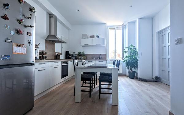 Appartement à louer    3 pièces • 52,70 m2 Dijon