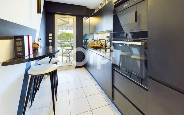 Appartement à vendre    3 pièces • 80,50 m2 Mandelieu-la-Napoule