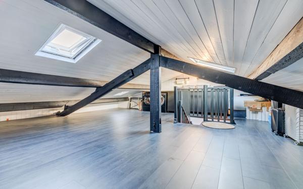 Maison à vendre    6 pièces • 155 m2 Nice