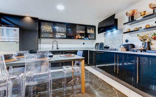 Maison à vendre    6 pièces • 155 m2 Nice