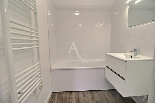 Appartement Maurepas 2 pièces de 51 m2 avec parking sous-sol