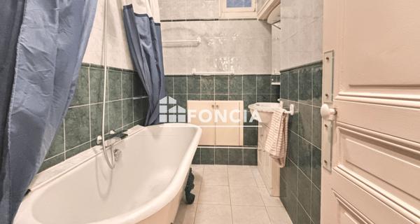 À vendre Appartement 7 pièces 185.68 m² - Paris 75016