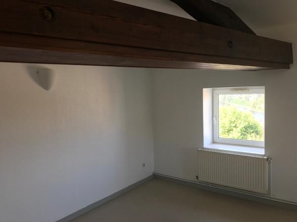 Appartement 4 pièces de 77 m² à St just st rambert