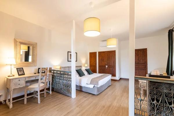 demeure de prestige 32 pièces 1300m² à vendre à Auch