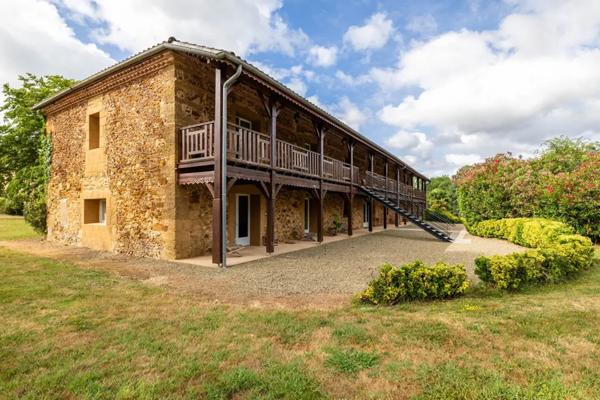 demeure de prestige 32 pièces 1300m² à vendre à Auch