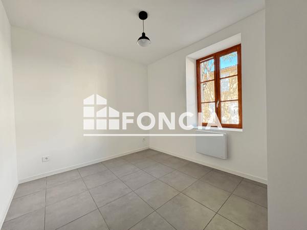 Location Appartement 2 pièces 37.53 m² - 63 avenue Emilie de Villeneuve Castres 81100
