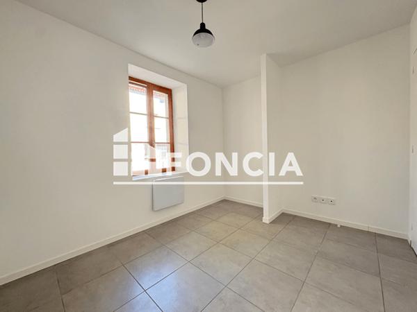 Location Appartement 2 pièces 37.53 m² - 63 avenue Emilie de Villeneuve Castres 81100