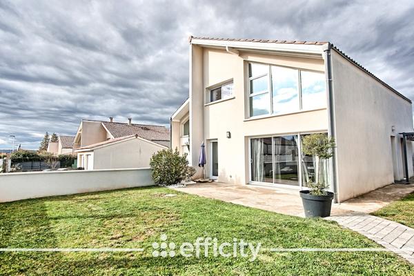 Maison 6 pièces - 130 m²