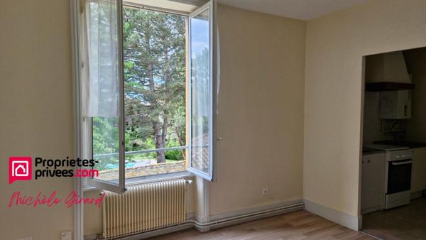 42190 CHARLIEU   -  IMMEUBLE + MAISON