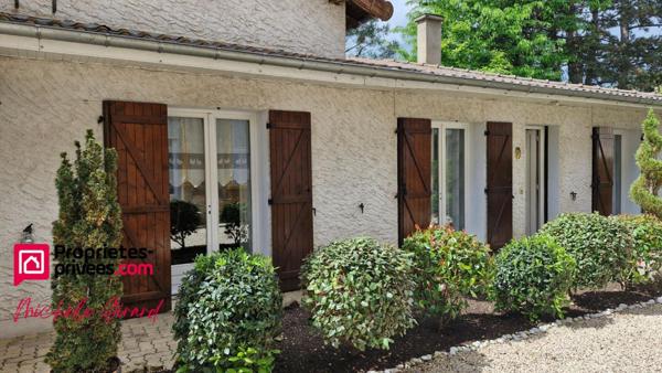 42190 CHARLIEU   -  IMMEUBLE + MAISON