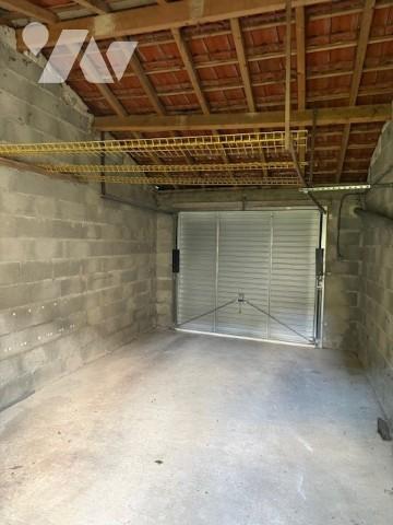 Découvrez cette charmante maison située à Wassy, idéale pour concrétiser votre projet immobilier.