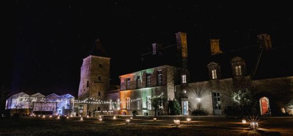 Chateau préstigieux,70 chambres,Lac,plus de 80 ha.