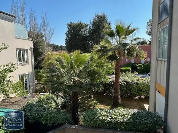 Appartement à louer 5 pièces 98.93m² Six-Fours-les-Plages (83140)