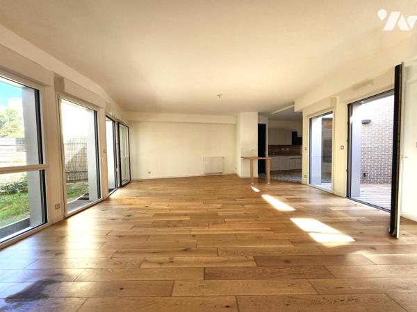 Nantes T4 double espace extérieur proche Radisson