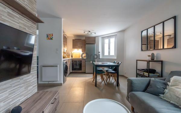 Appartement à vendre    2 pièces • 32,50 m2 Saint-Maur-des-Fossés