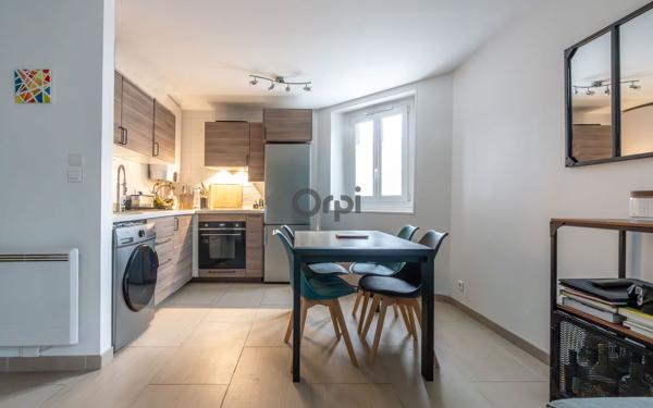 Appartement à vendre    2 pièces • 32,50 m2 Saint-Maur-des-Fossés