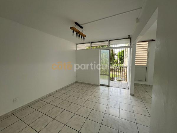 Location Appartement58,67 m² - 3 Pièces - Les abymes (97139)