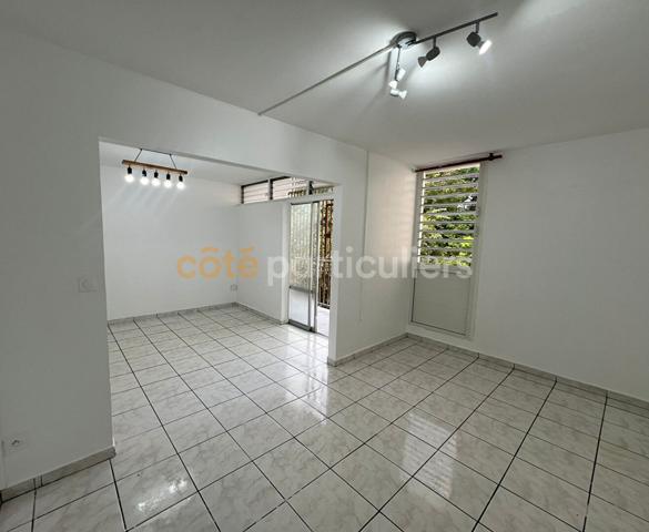 Location Appartement58,67 m² - 3 Pièces - Les abymes (97139)