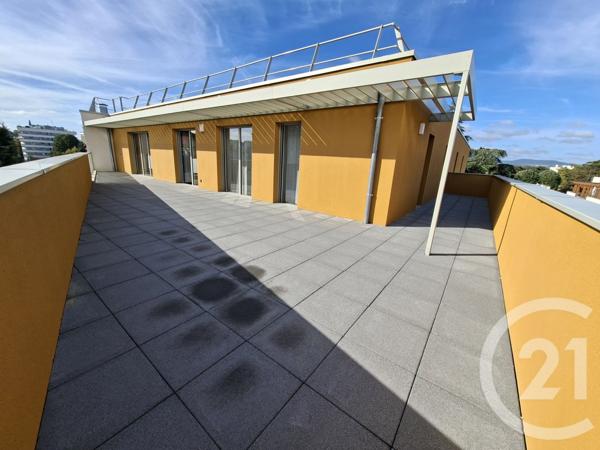 Appartement T4 à vendre  5 pièces - 107,35 m2 TASSIN LA DEMI LUNE - 69