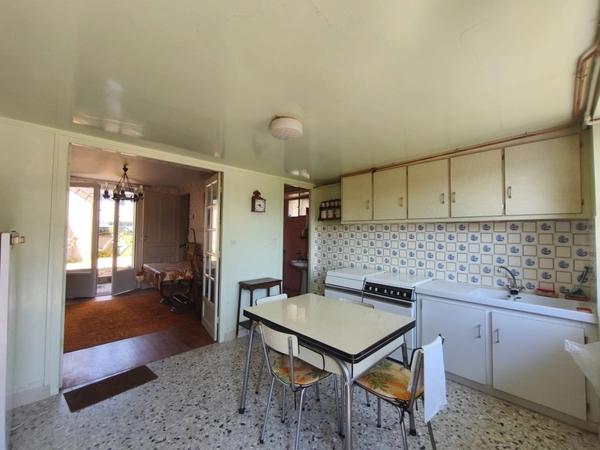 Maison à vendre 7 pièces 234 m² LE BOURG D'HEM (23) Lac pêche gîte 2 Maisons 1 Grange 1 Garage 1 terrain