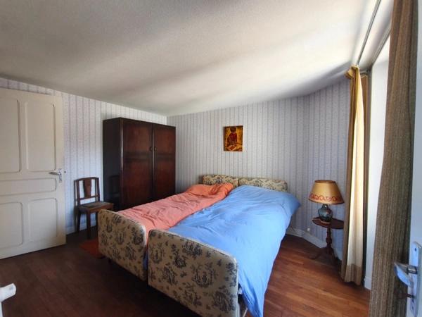 Maison à vendre 7 pièces 234 m² LE BOURG D'HEM (23) Lac pêche gîte 2 Maisons 1 Grange 1 Garage 1 terrain