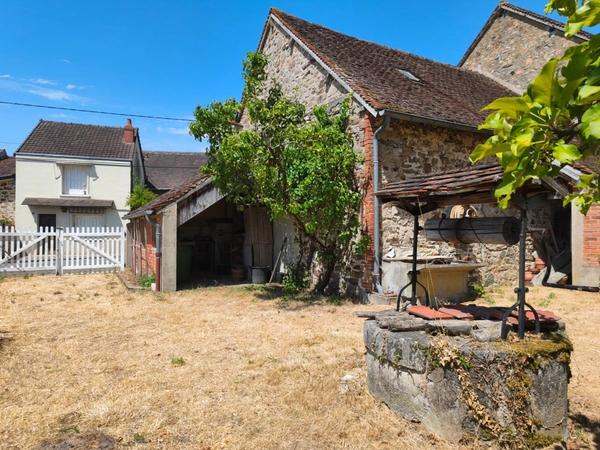 Maison à vendre 7 pièces 234 m² LE BOURG D'HEM (23) Lac pêche gîte 2 Maisons 1 Grange 1 Garage 1 terrain