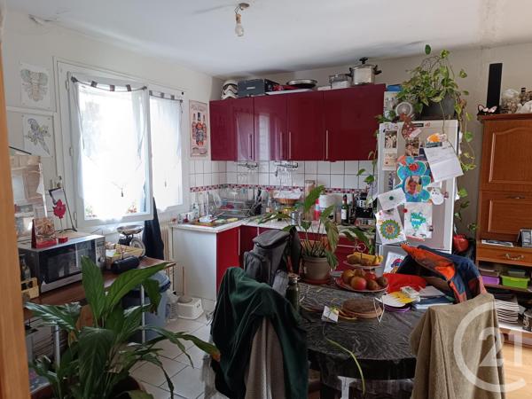 Maison à vendre  4 pièces - 85,39 m 2   COUTRAS  - 33