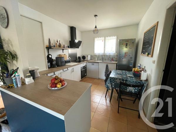 Maison à vendre  4 pièces - 85,39 m 2   COUTRAS  - 33